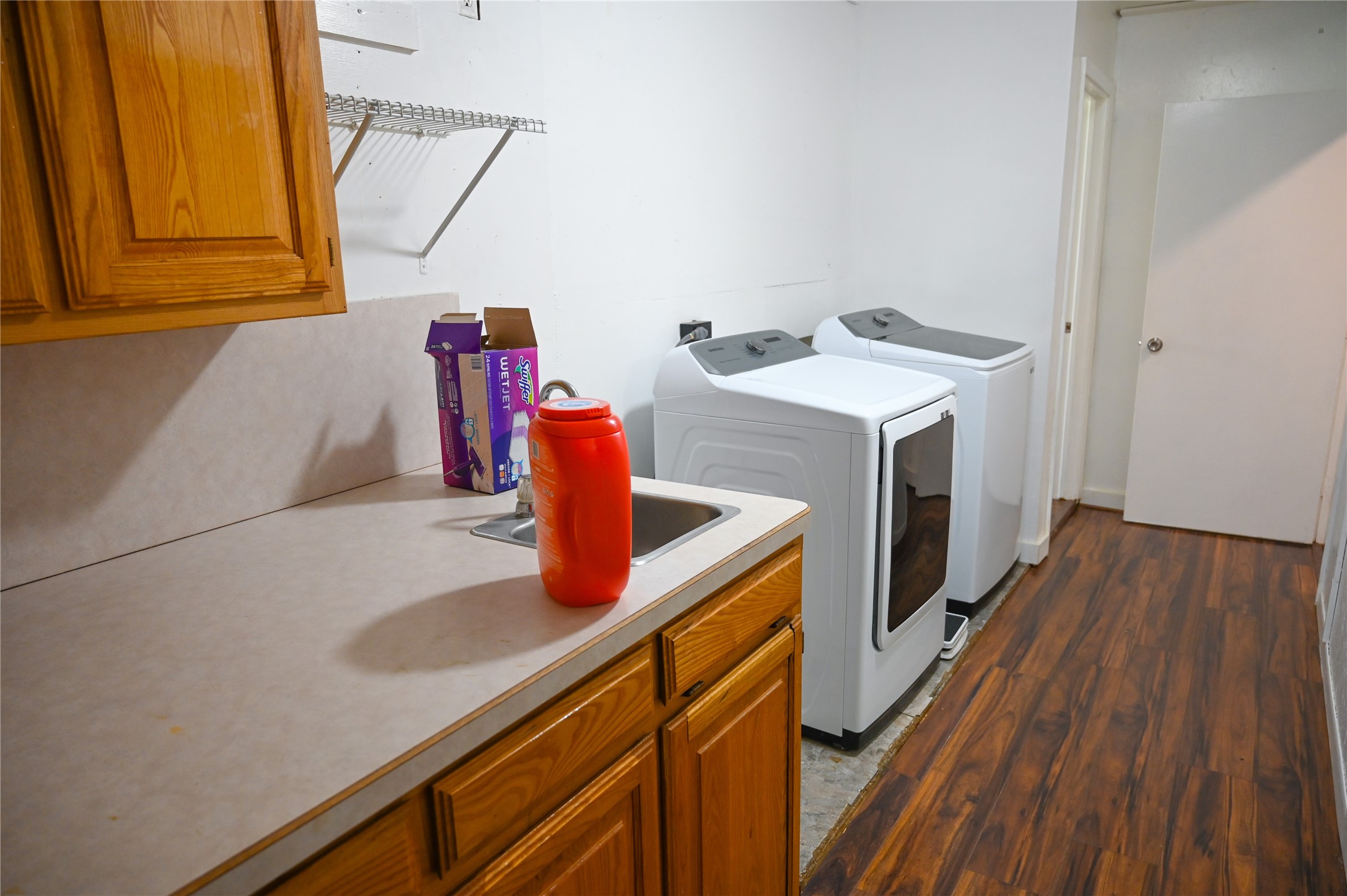 1352 Simpson Drive Hurst TX 76053
