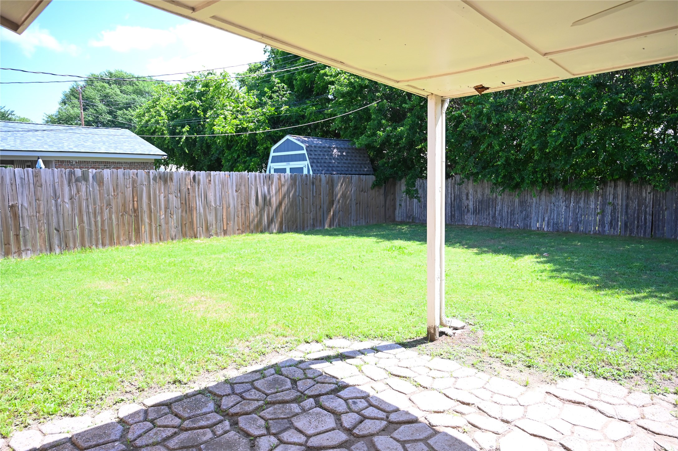 1352 Simpson Drive Hurst TX 76053