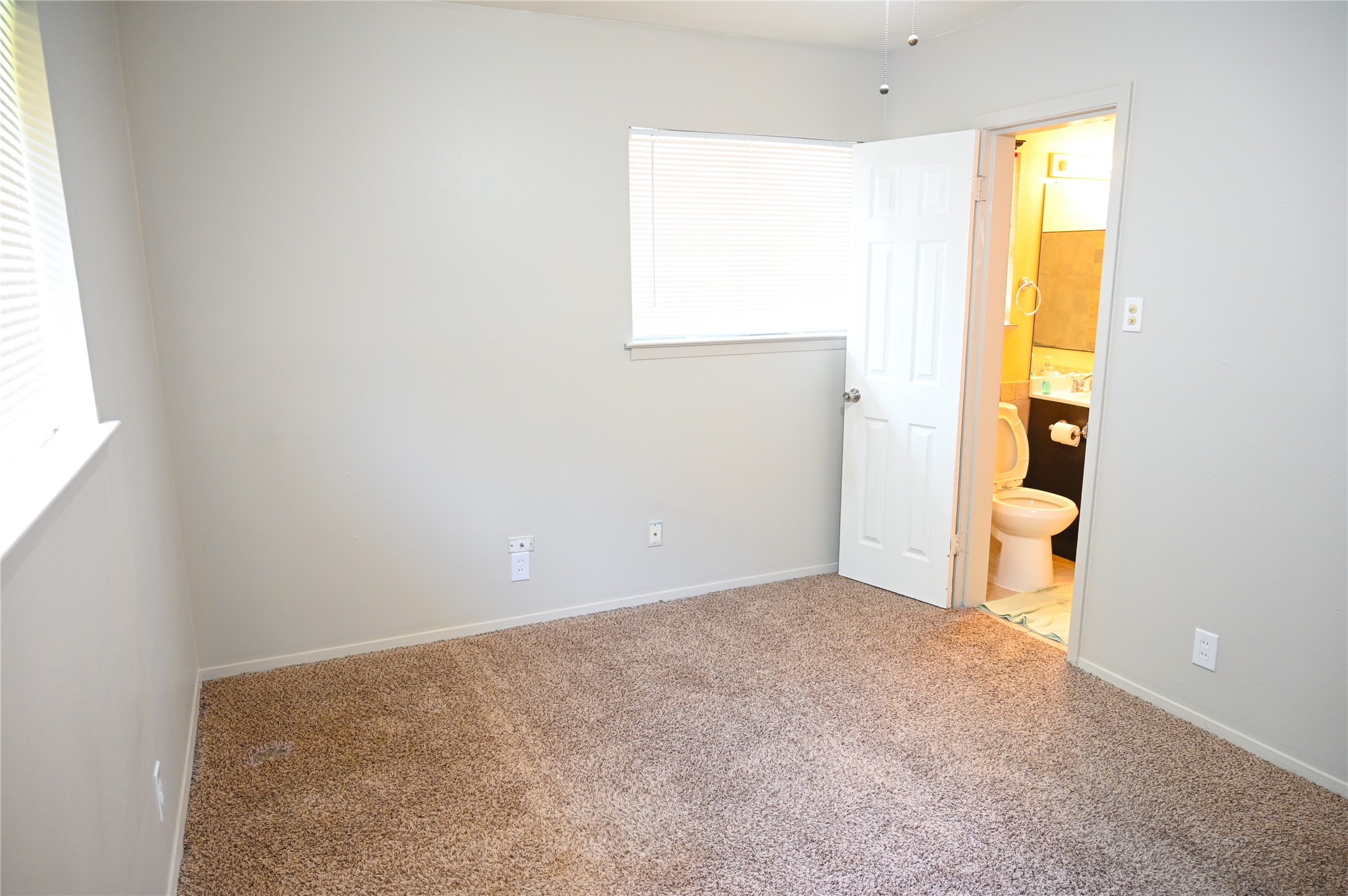 1352 Simpson Drive Hurst TX 76053
