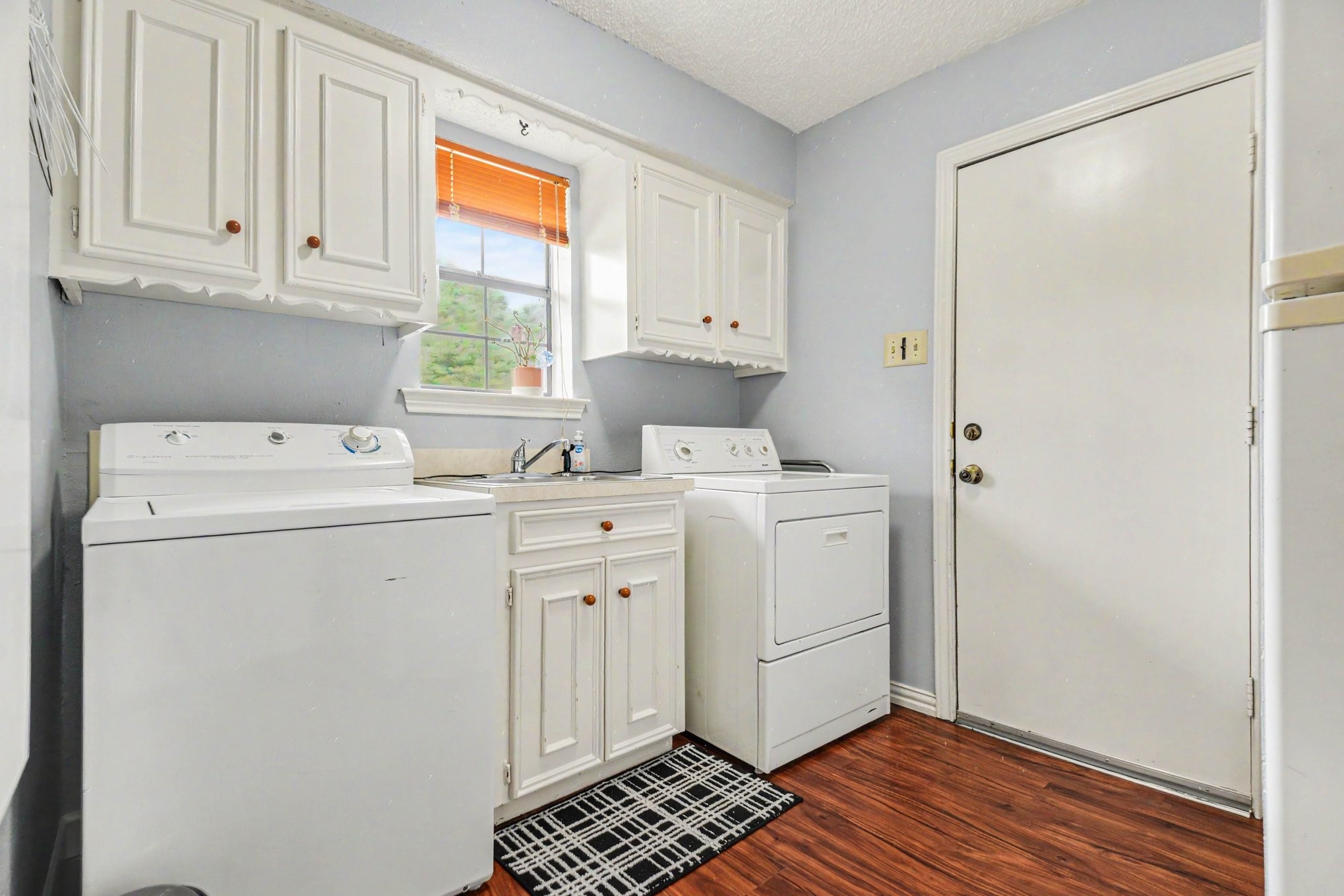 2212 Southern Court Carrollton TX 75006