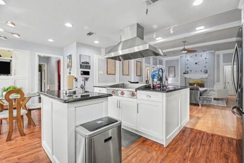 2212 Southern Court Carrollton TX 75006