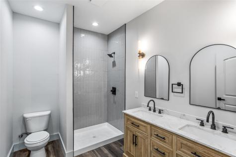1127 W Morgan Street Denison TX 75020