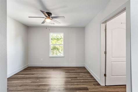 1127 W Morgan Street Denison TX 75020