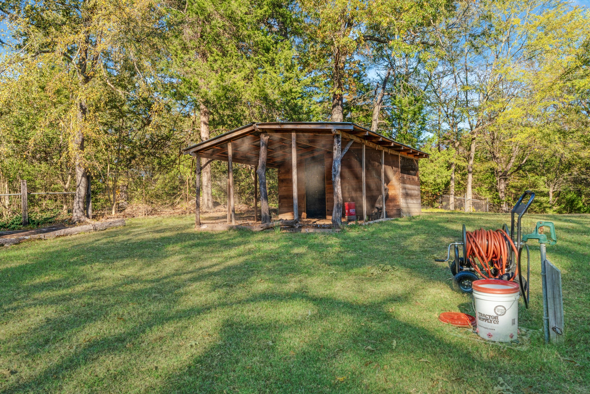 6043 Farm Road 1500 Paris TX 75460