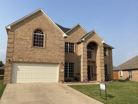 5824 Prairie View Court Grand Prairie TX 75052
