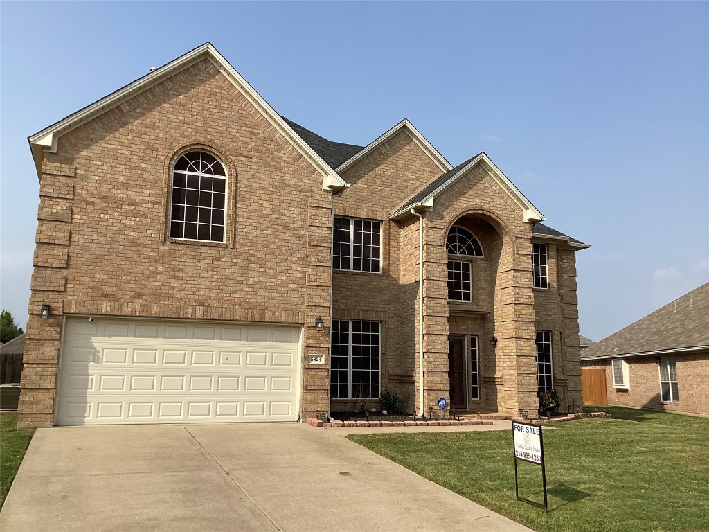 5824 Prairie View Court Grand Prairie TX 75052