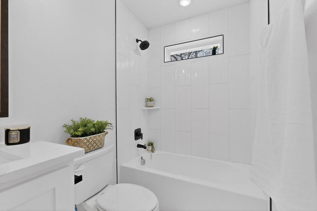 101 Boone Street Edgewood TX 75117