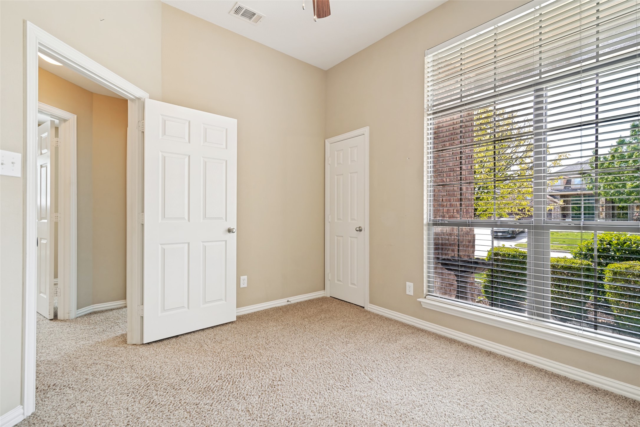 111 Haymeadow Drive Crandall TX 75114