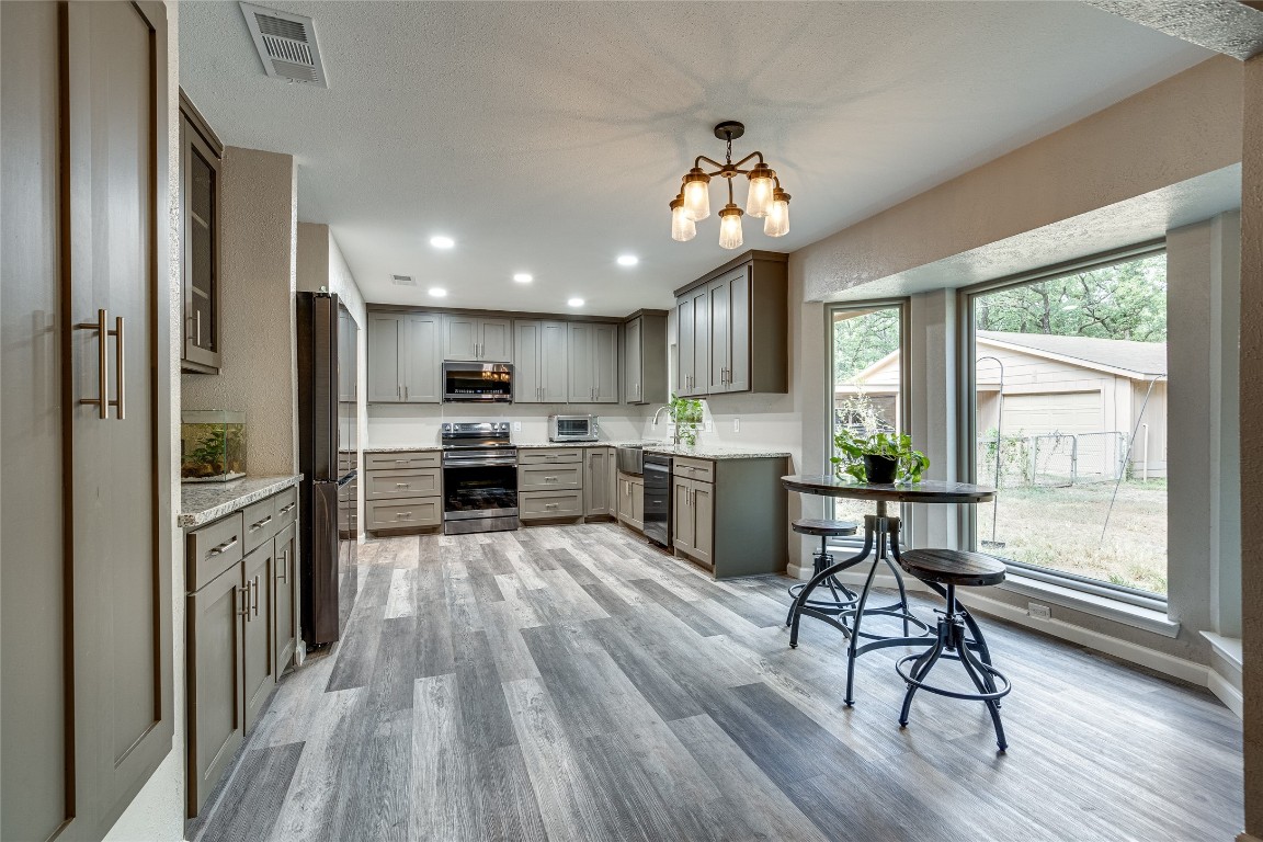2983 Owls Roost Greenville TX 75402