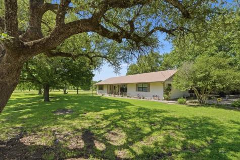 107 Quail Lake Drive W Whitney TX 76692