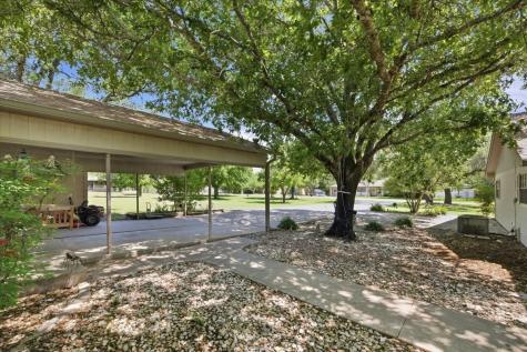 107 Quail Lake Drive W Whitney TX 76692