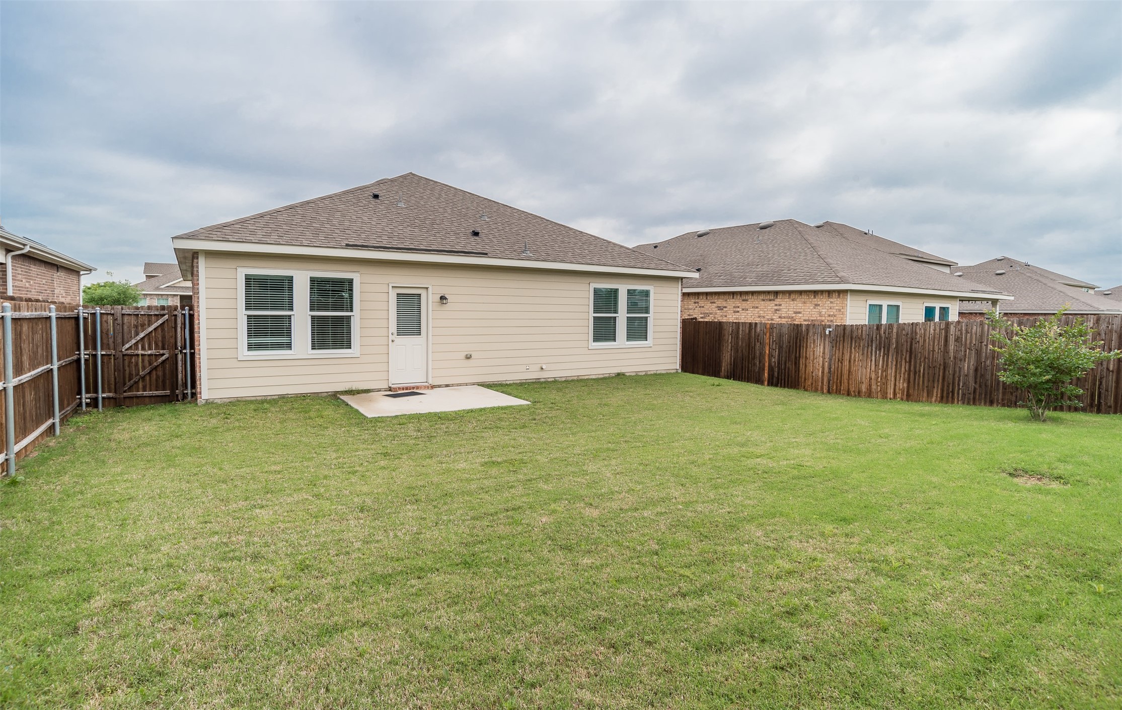 1637 Shadow Hawk Drive Fort Worth TX 76052