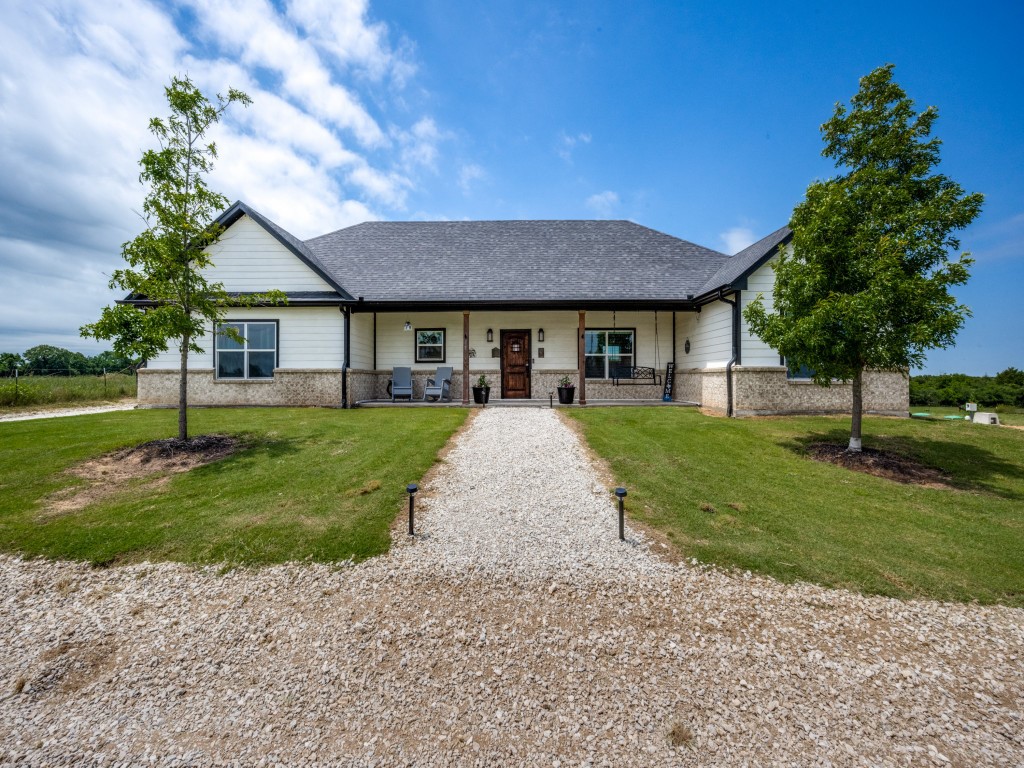 1144 Alamo Road Montague TX 76251