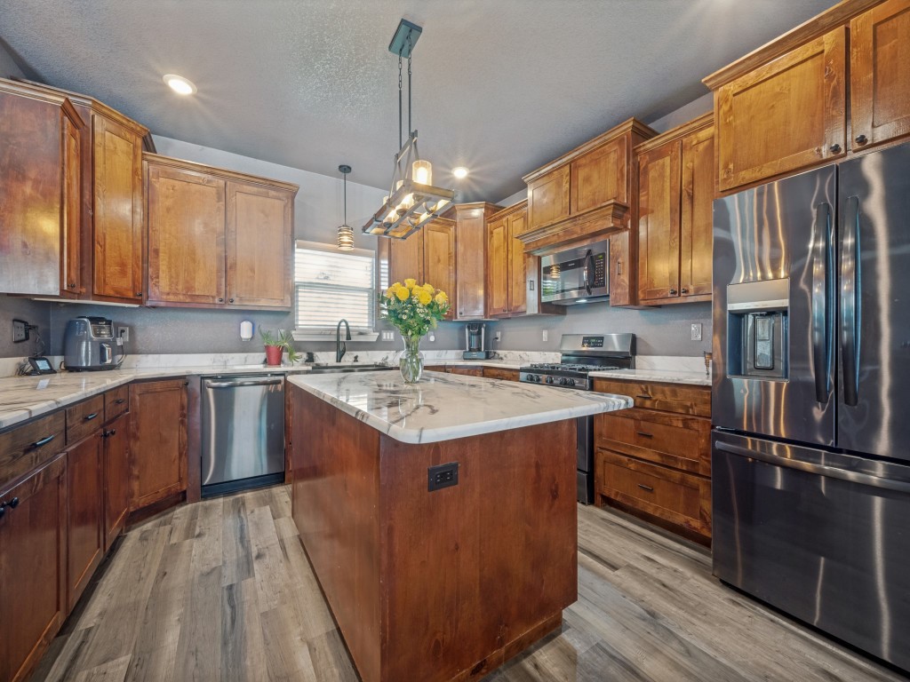 1144 Alamo Road Montague TX 76251