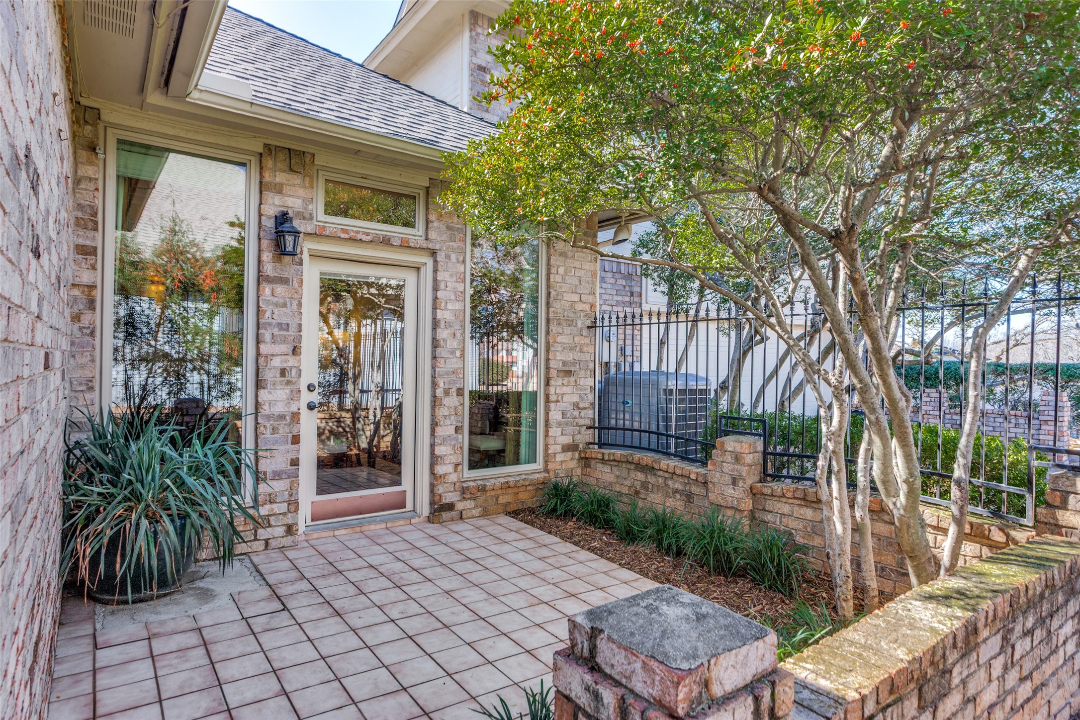 2729 Sunrise Drive Arlington TX 76006