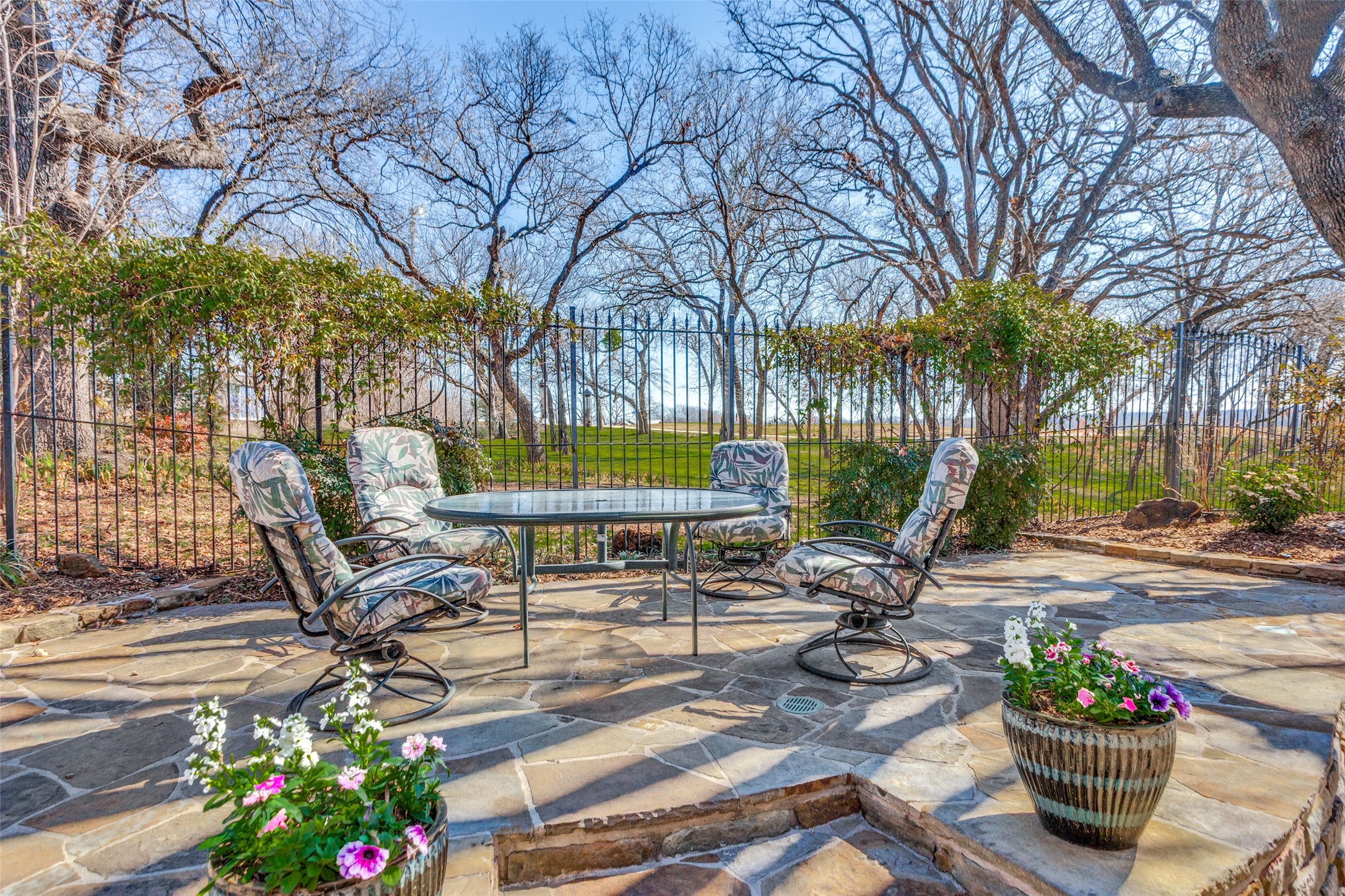 2729 Sunrise Drive Arlington TX 76006
