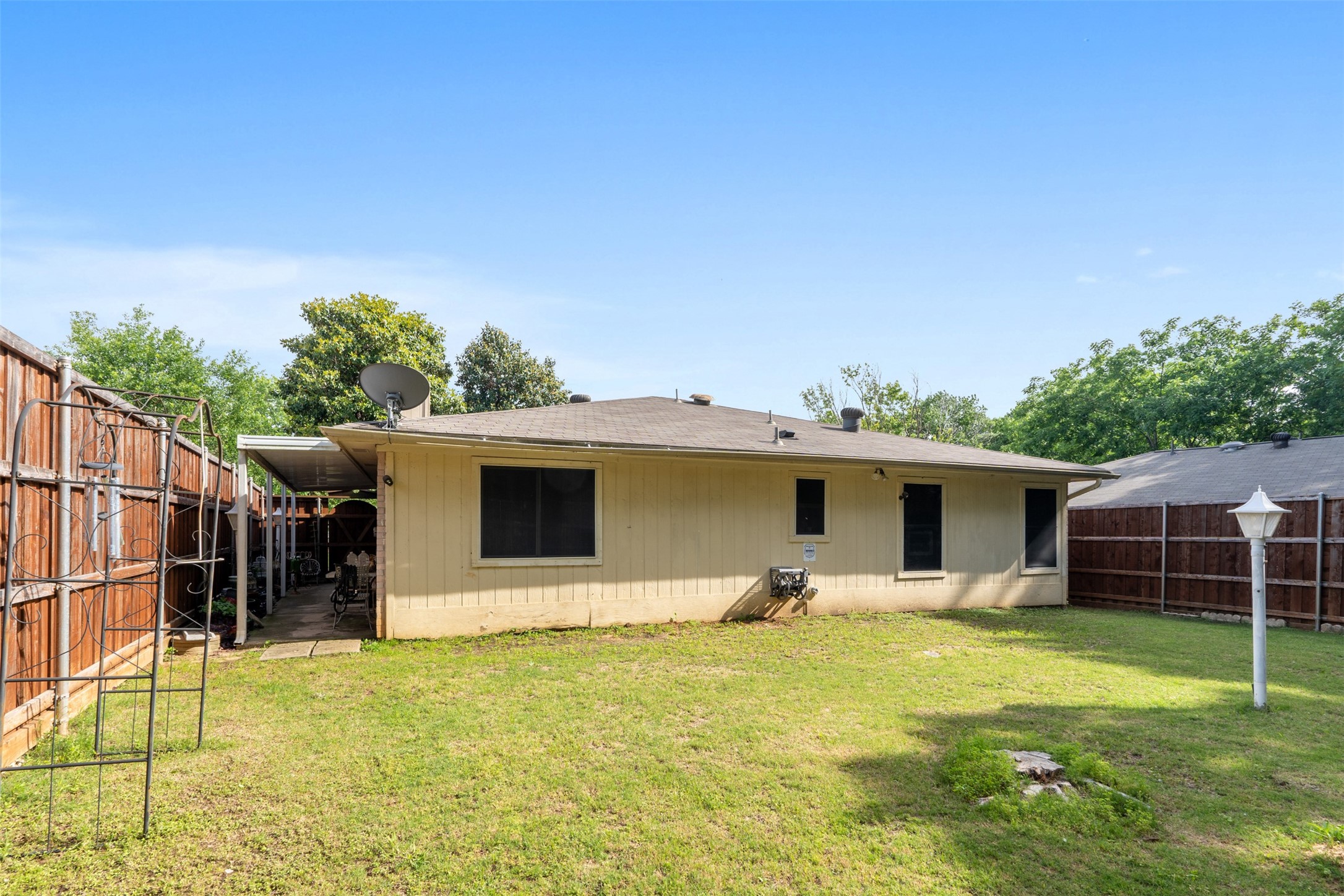 9452 Crimnson Court Dallas TX 75217