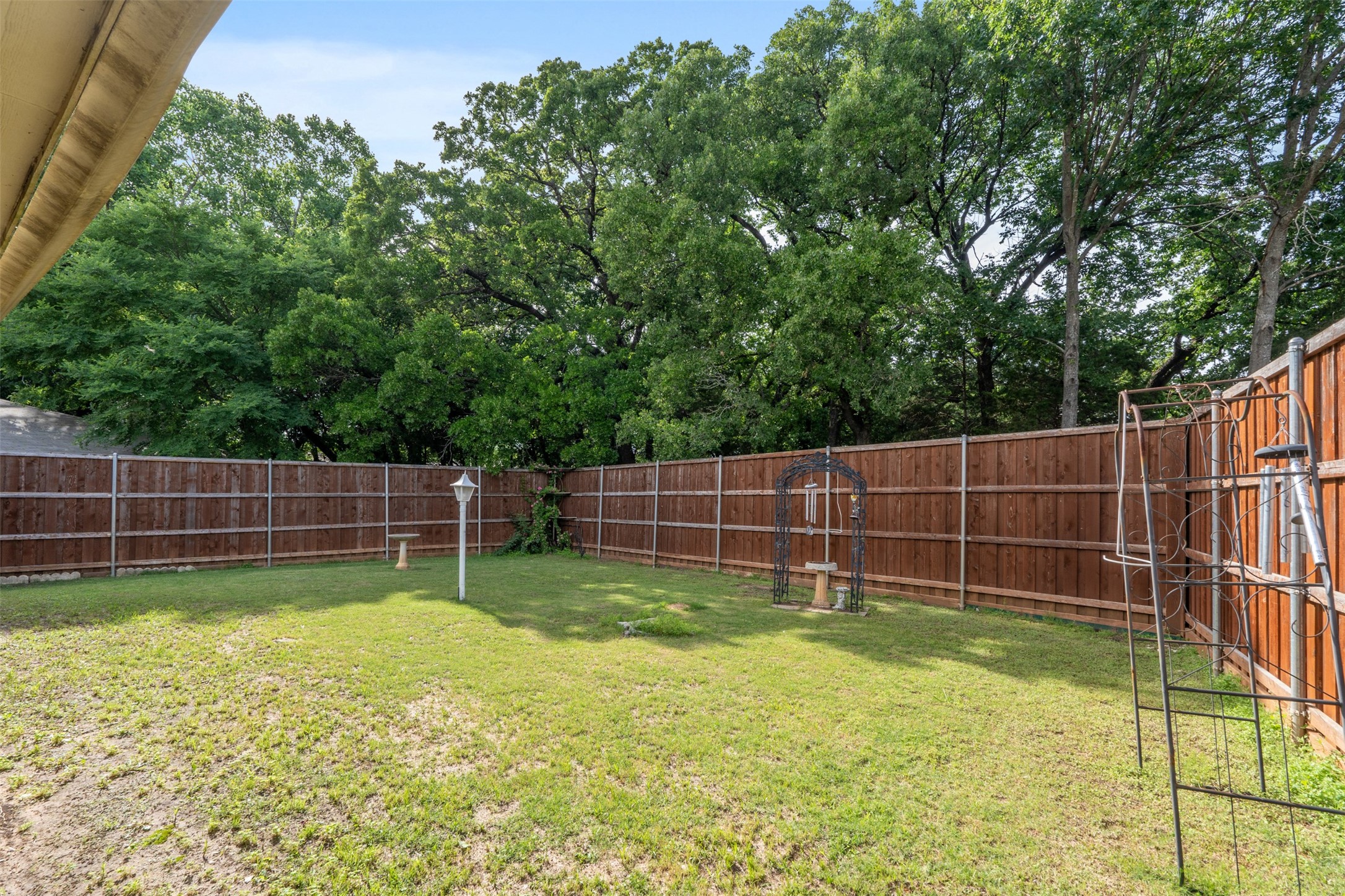 9452 Crimnson Court Dallas TX 75217