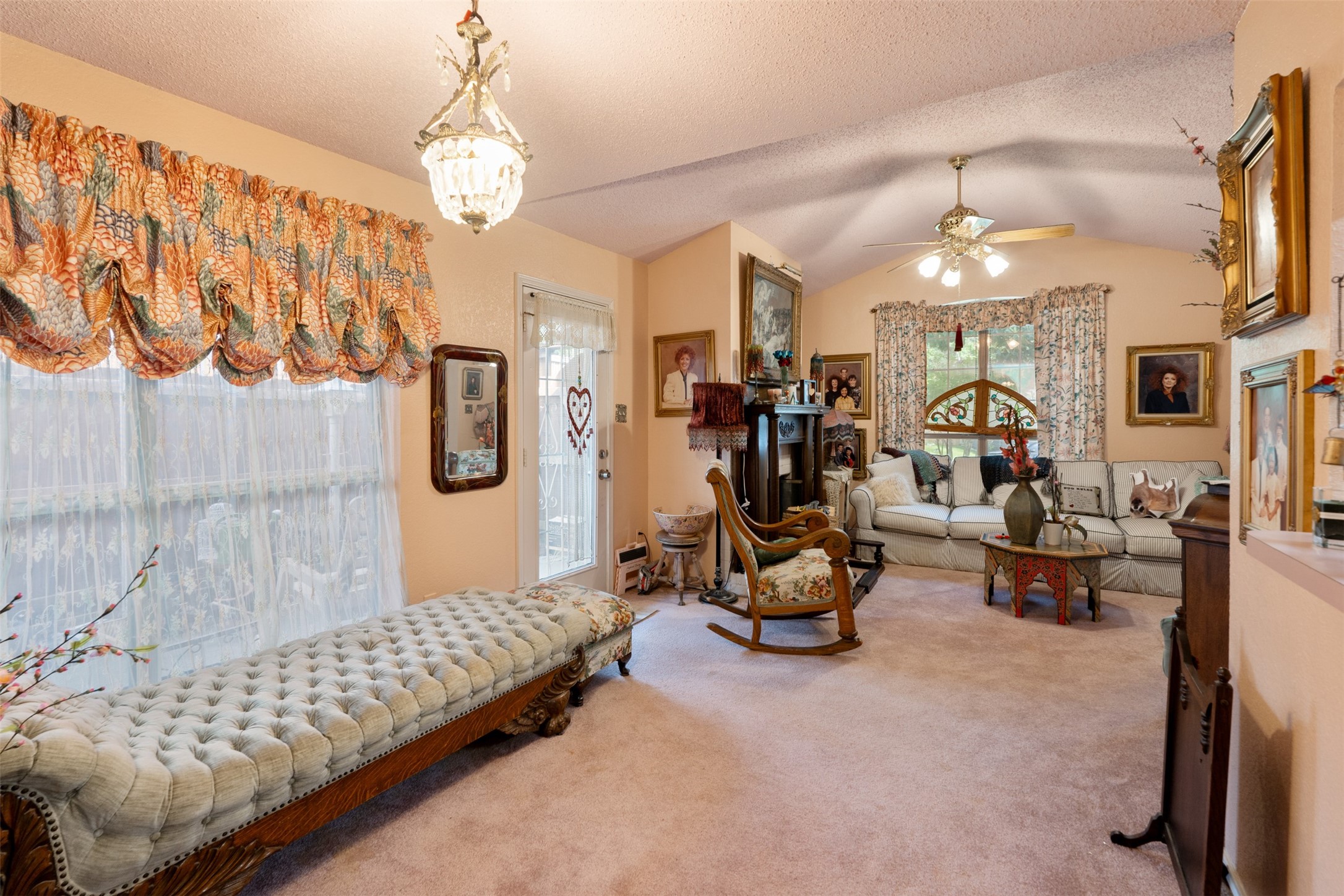 9452 Crimnson Court Dallas TX 75217