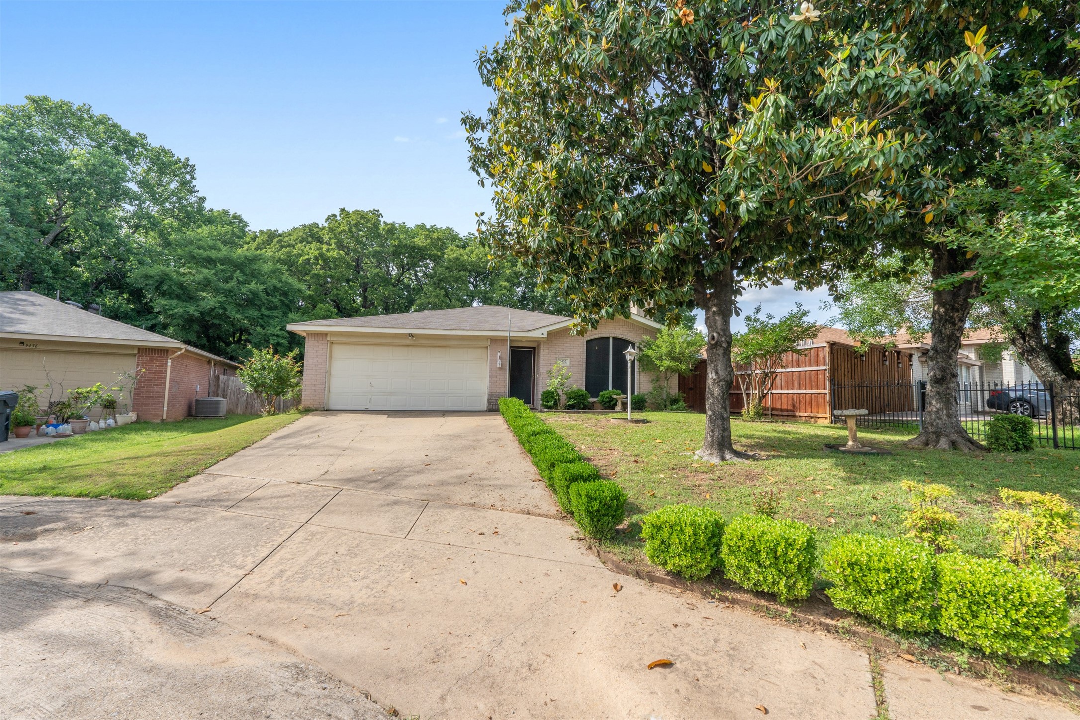 9452 Crimnson Court Dallas TX 75217
