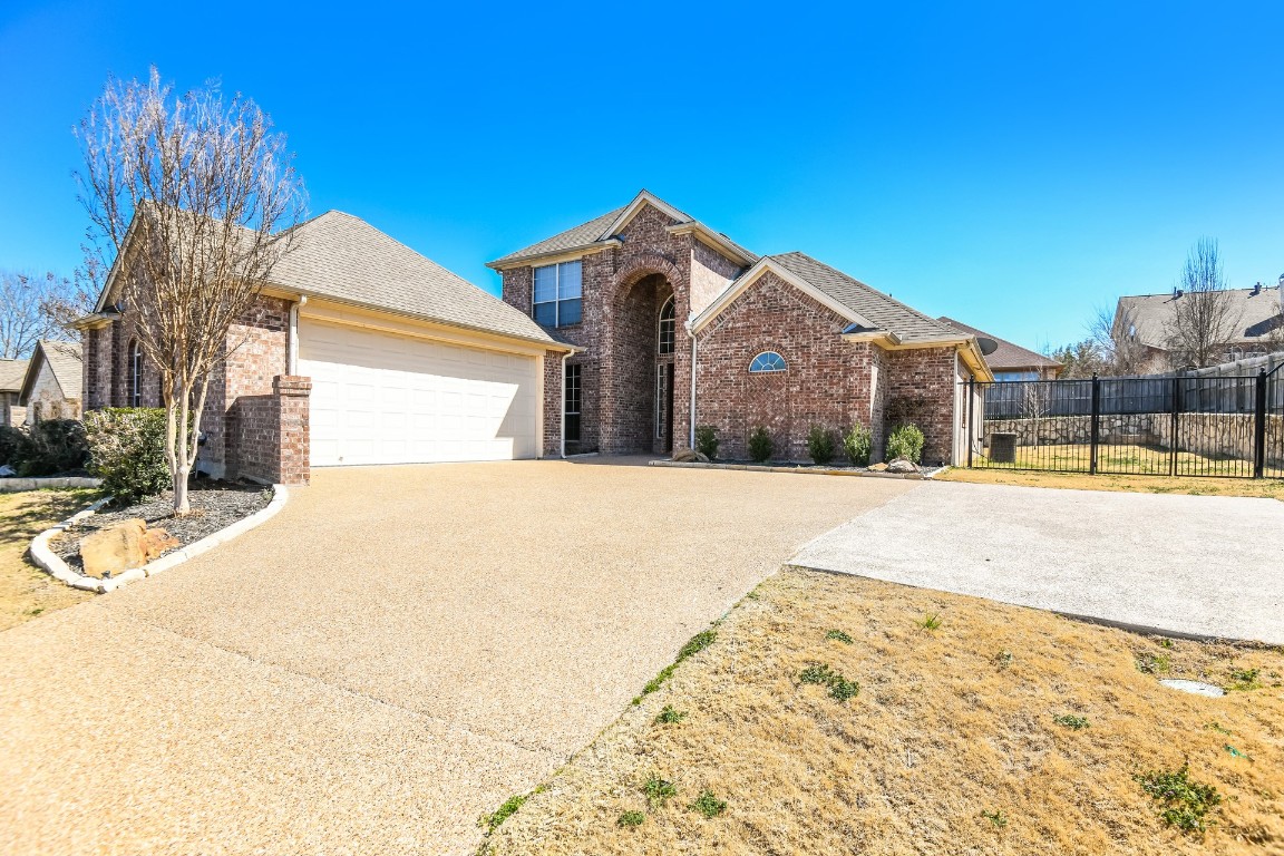 2030 Country Brook Drive Weatherford TX 76087