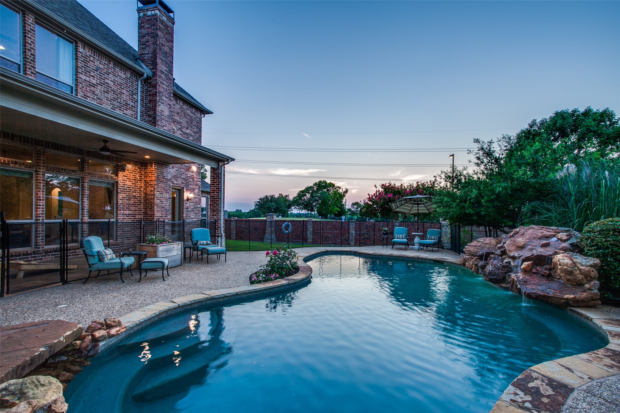 33 Lochleven Richardson TX 75082