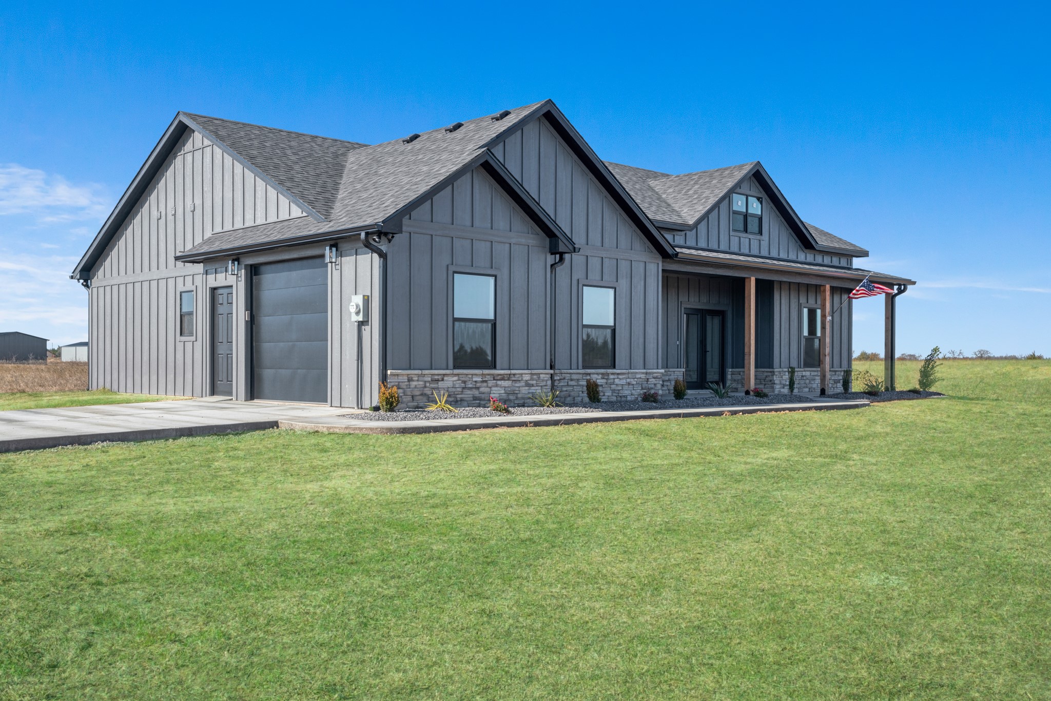 213 Private Road 33083 Sumner TX 75486