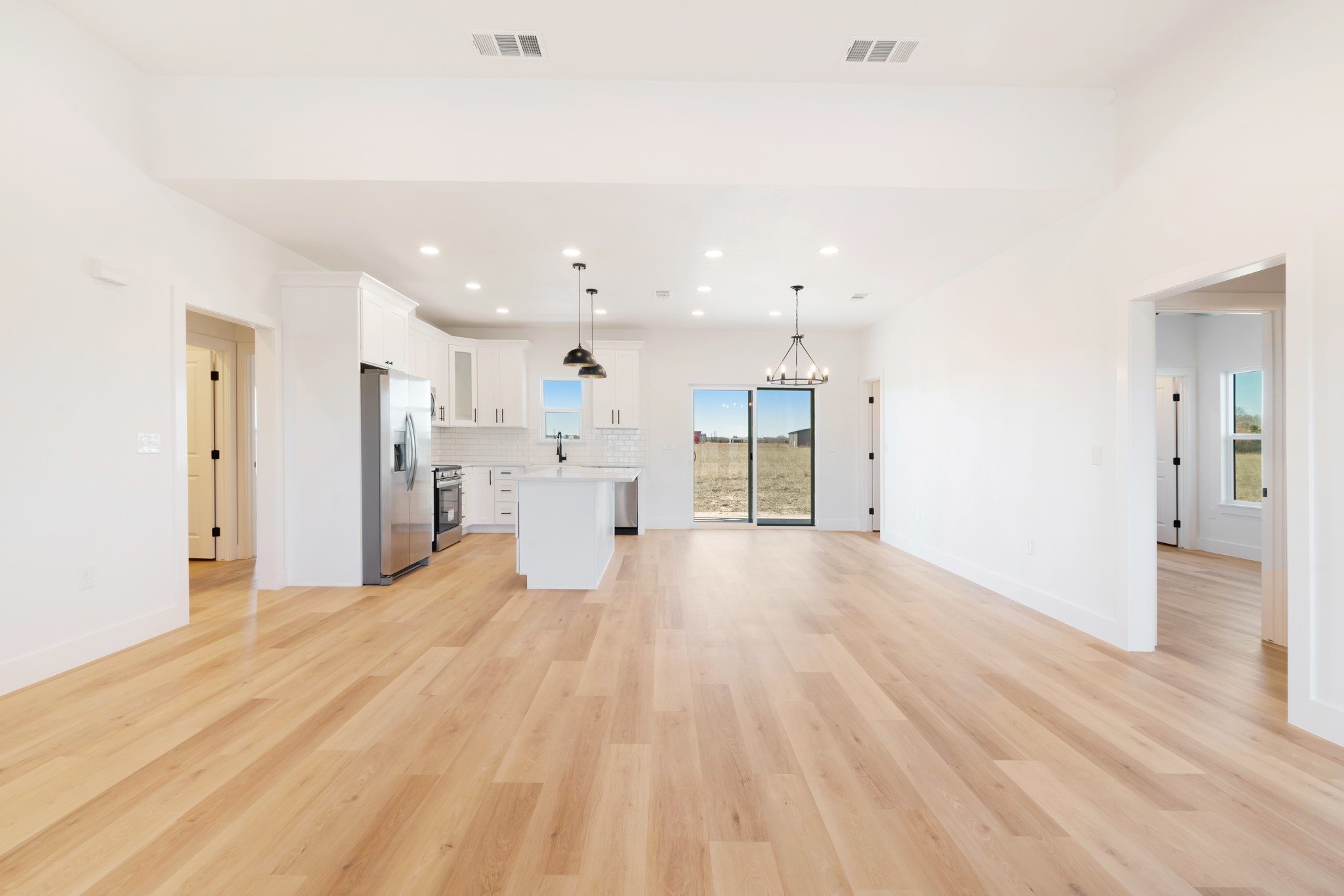 213 Private Road 33083 Sumner TX 75486