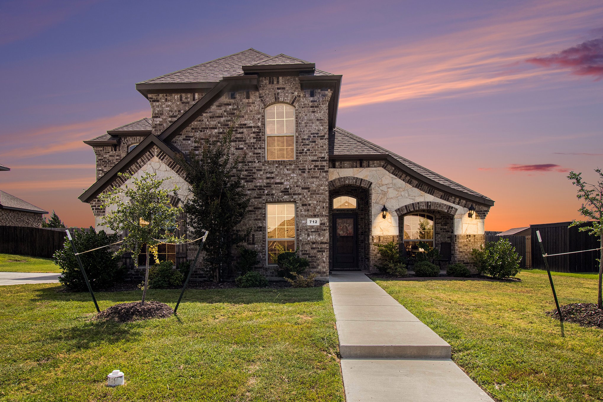 712 Montrose Trail Desoto TX 75115