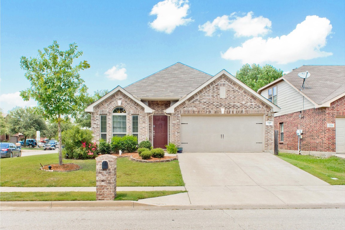544 Goldstone Lane Fort Worth TX 76131