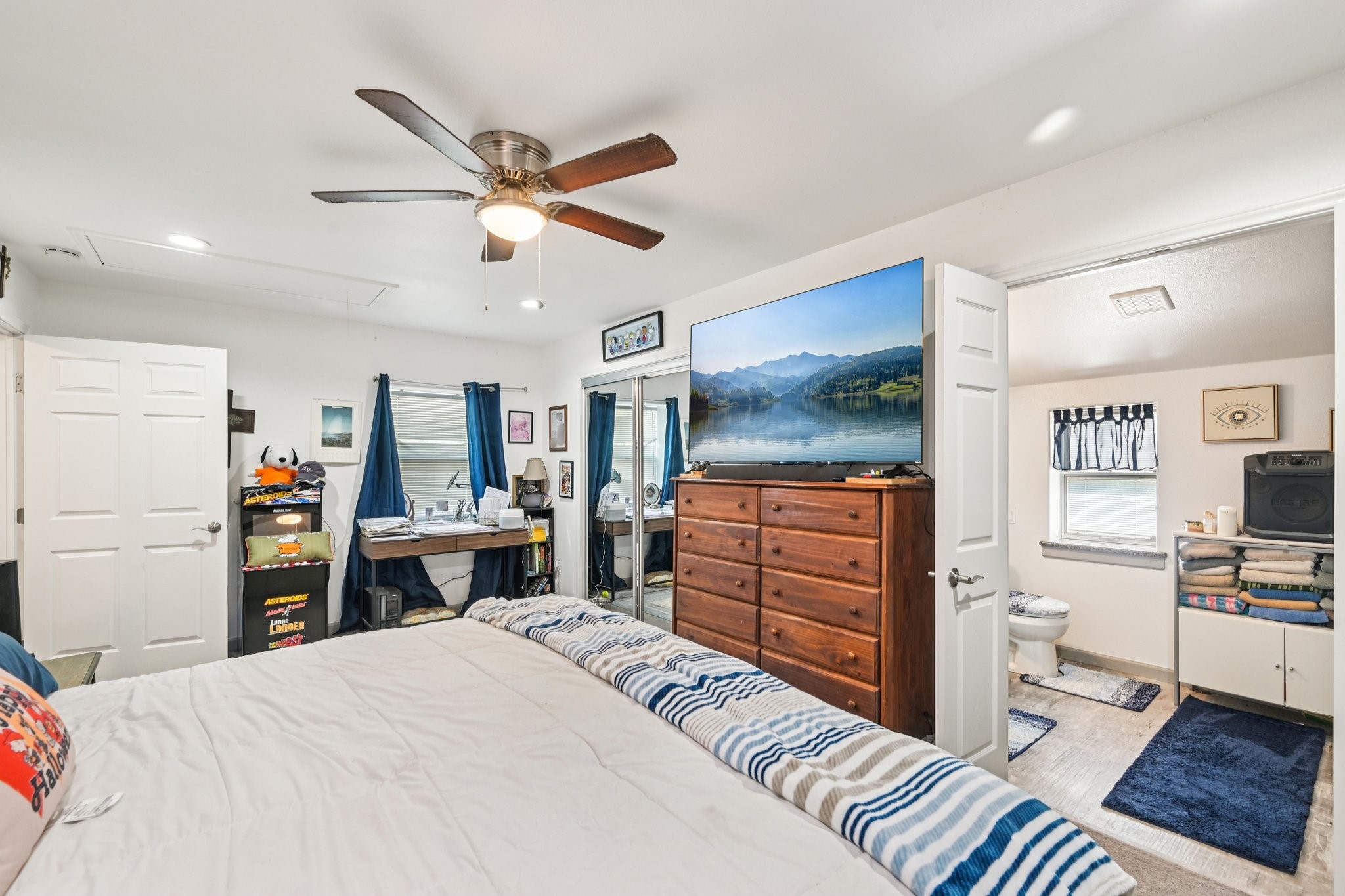 169 Chisam Road Valley View TX 76272