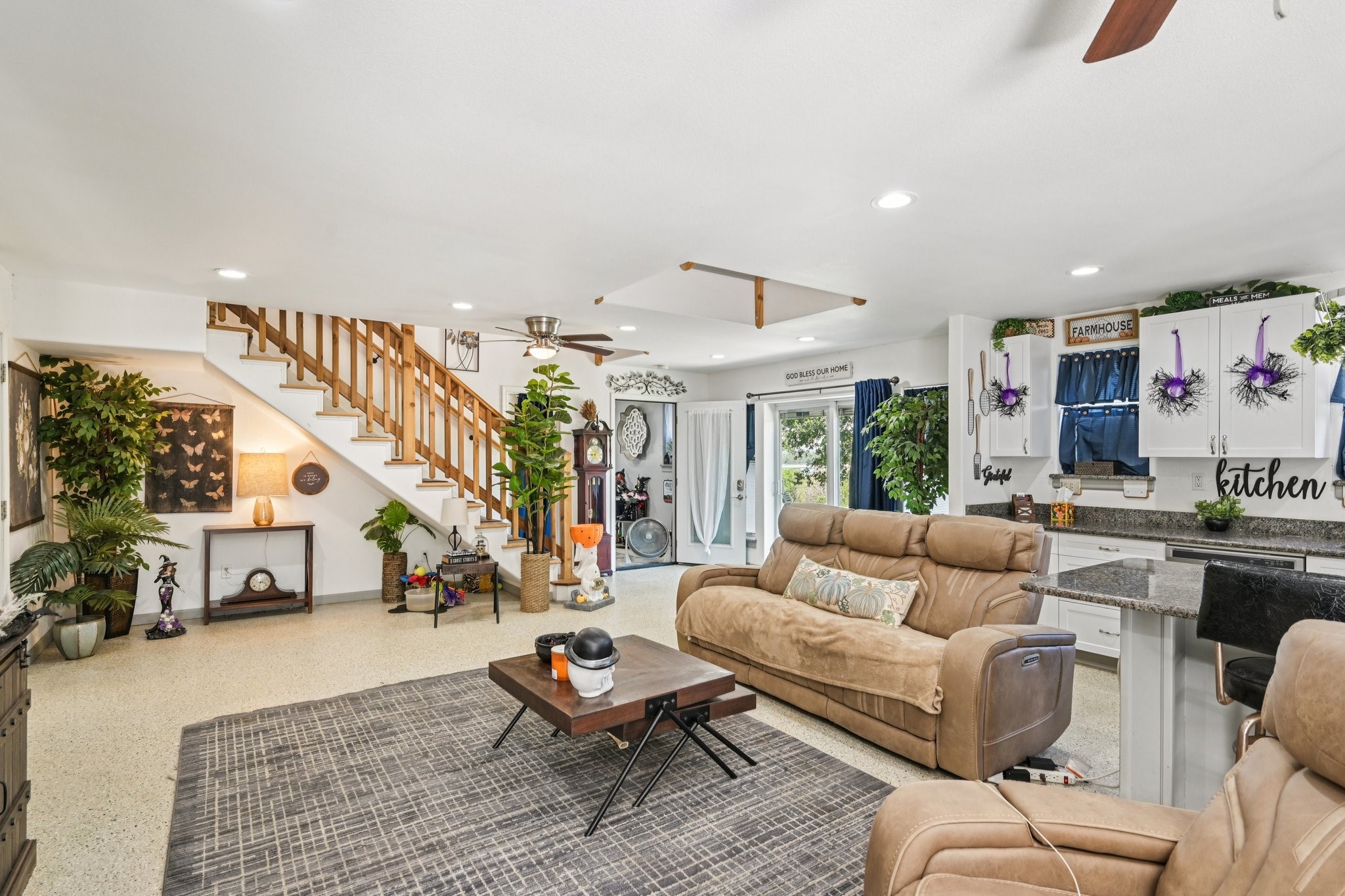 169 Chisam Road Valley View TX 76272