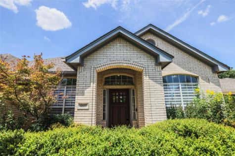1207 Hillary Lane Arlington TX 76012