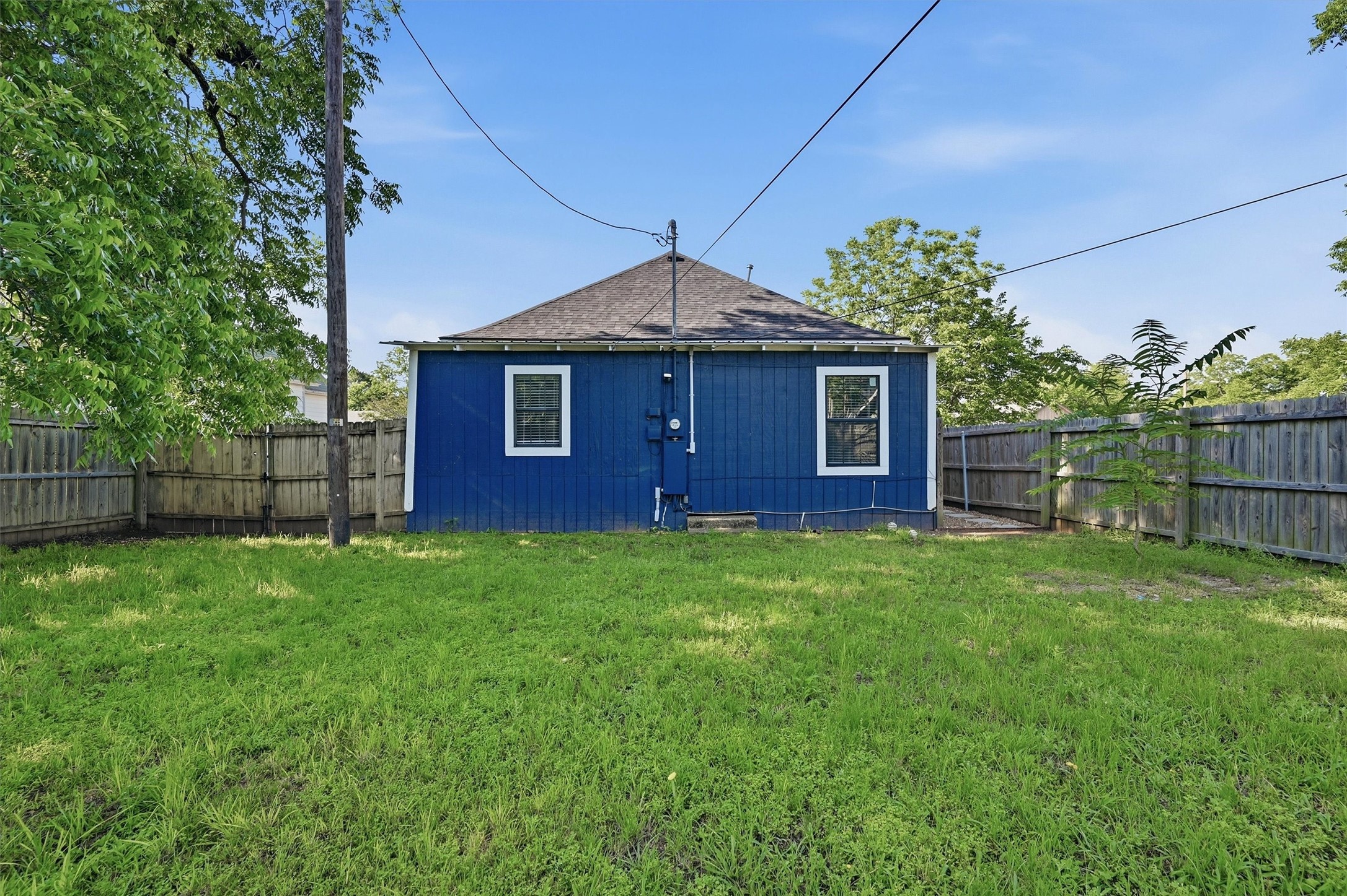 721 W Monterey Street Denison TX 75020