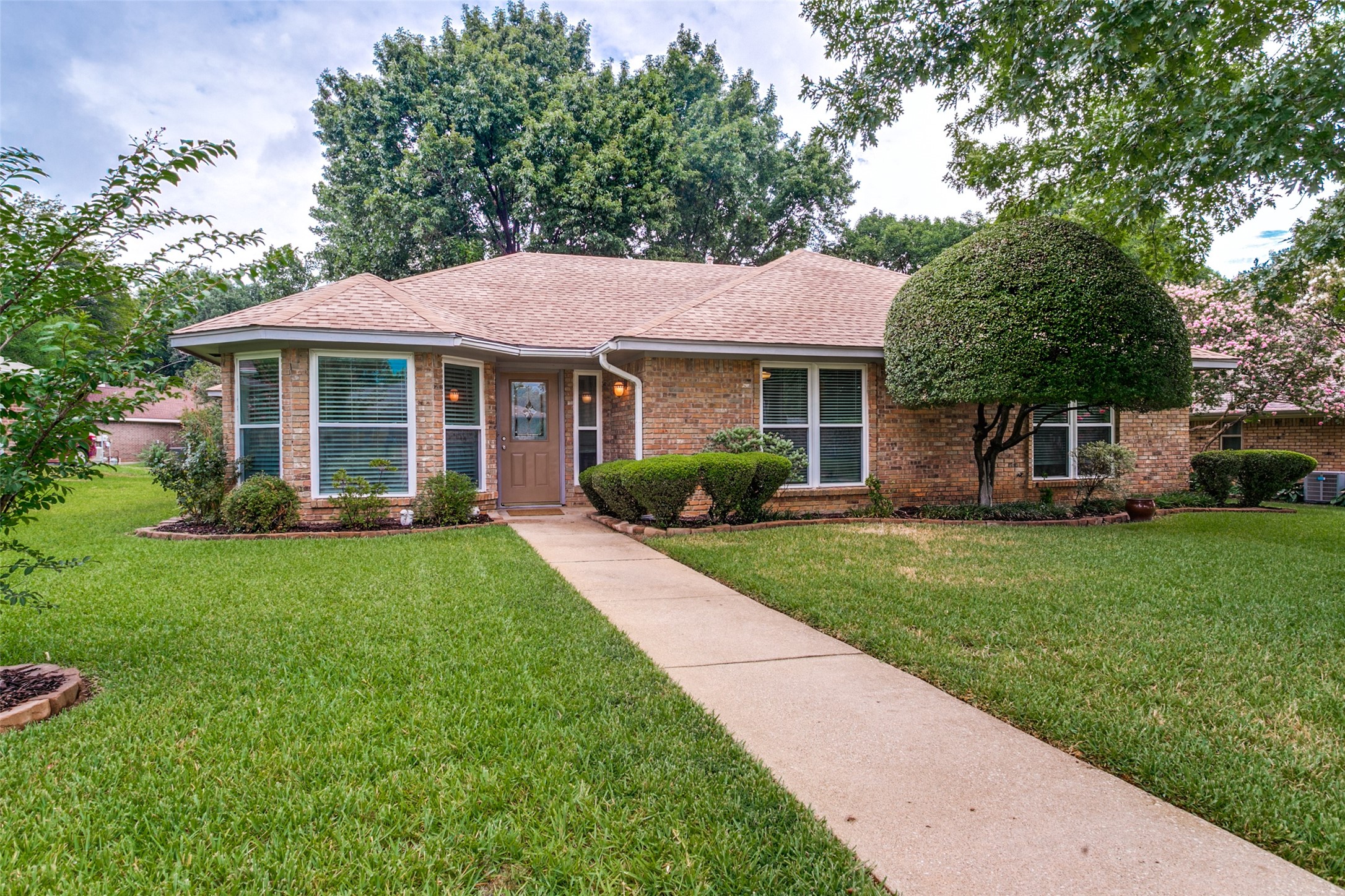 1403 Bogard Lane Lewisville TX 75077