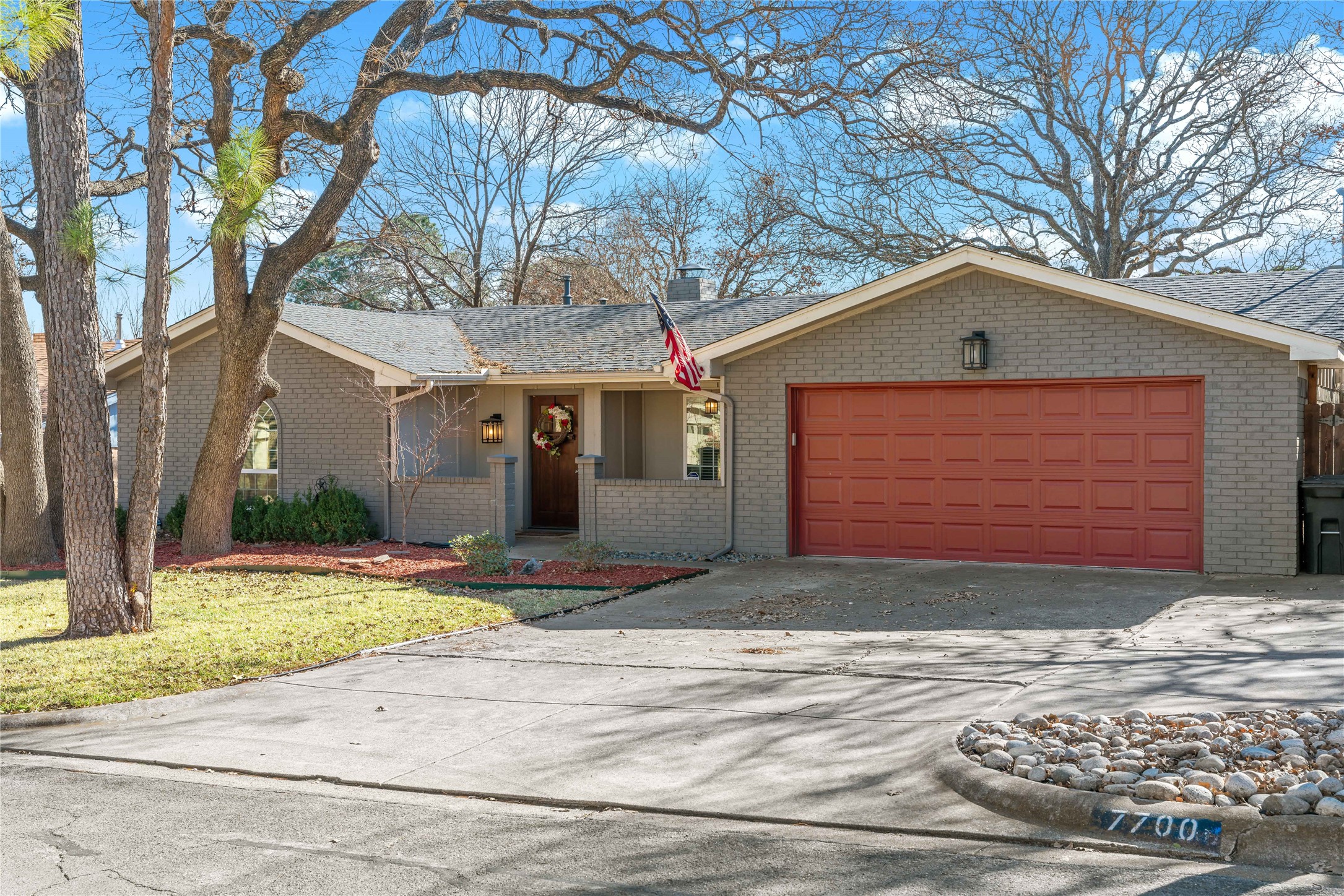 7700 Noneman Drive North Richland Hills TX 76182