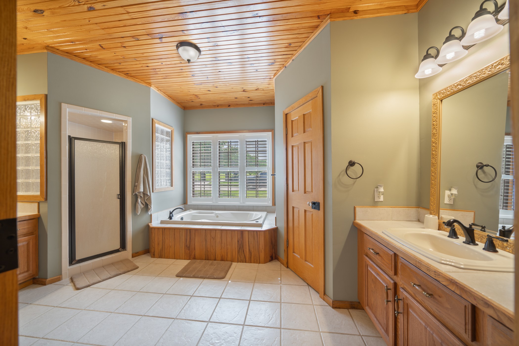 7369 Farm To Market Road 999 No City TX 75975