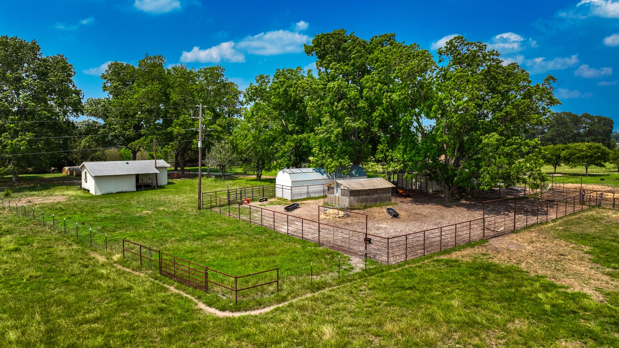 7369 Farm To Market Road 999 No City TX 75975