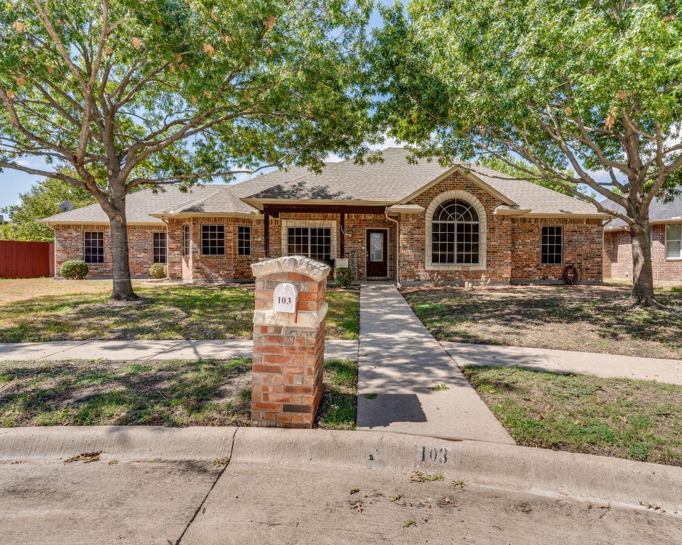 103 Dovehill Circle Red Oak TX 75154
