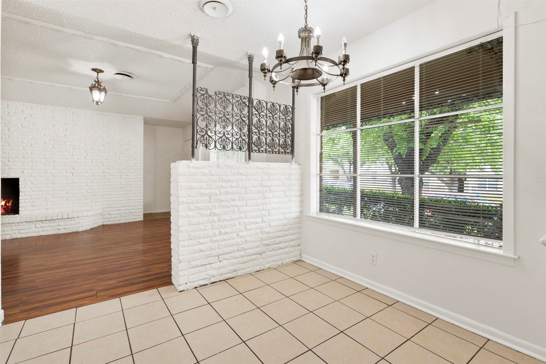 5516 Beaty Street Fort Worth TX 76112