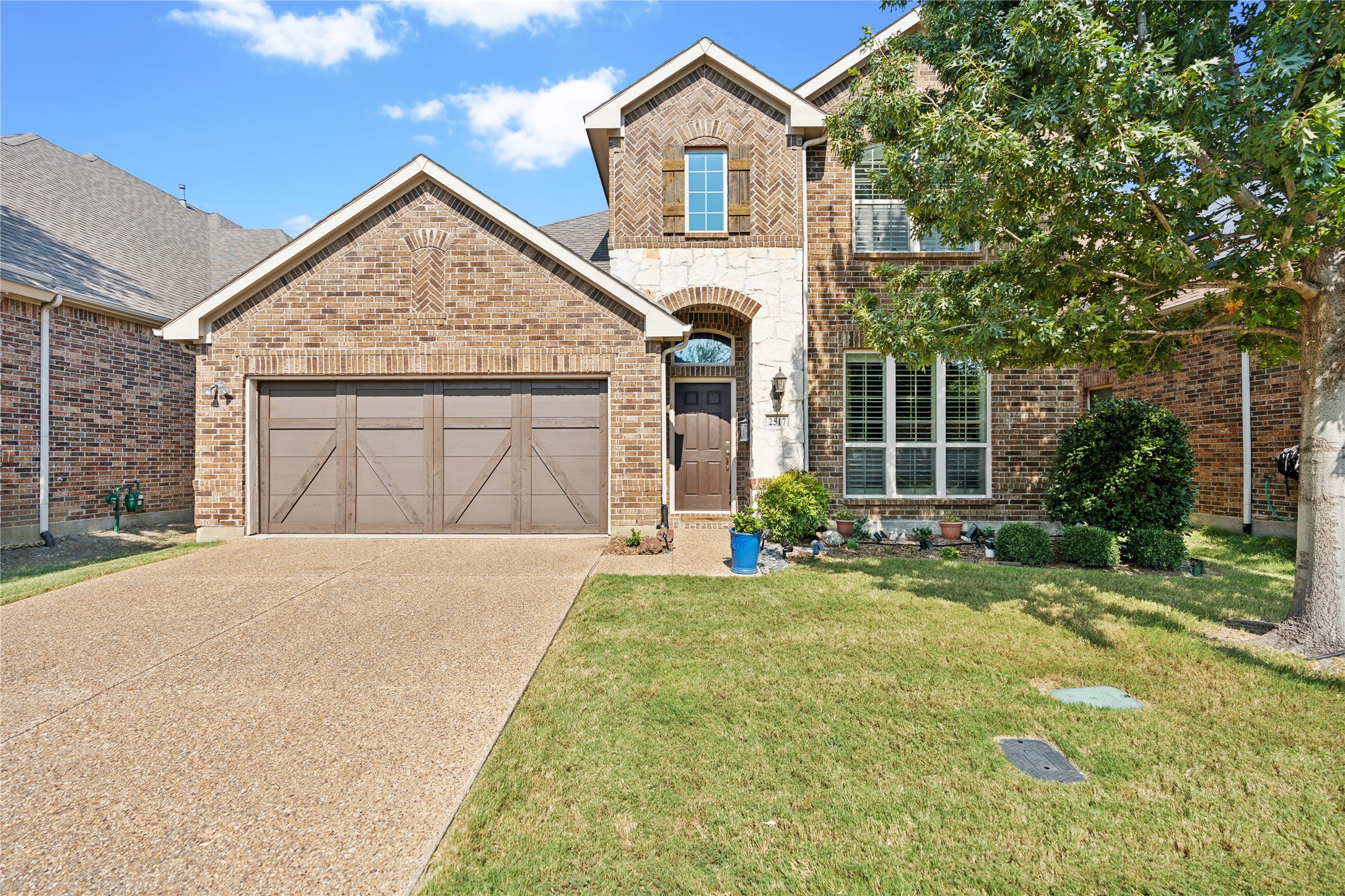 2517 Louis Lane Lewisville TX 75056