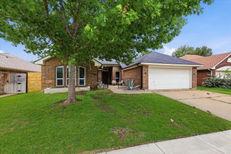 7013 Bernadine Drive Watauga TX 76148