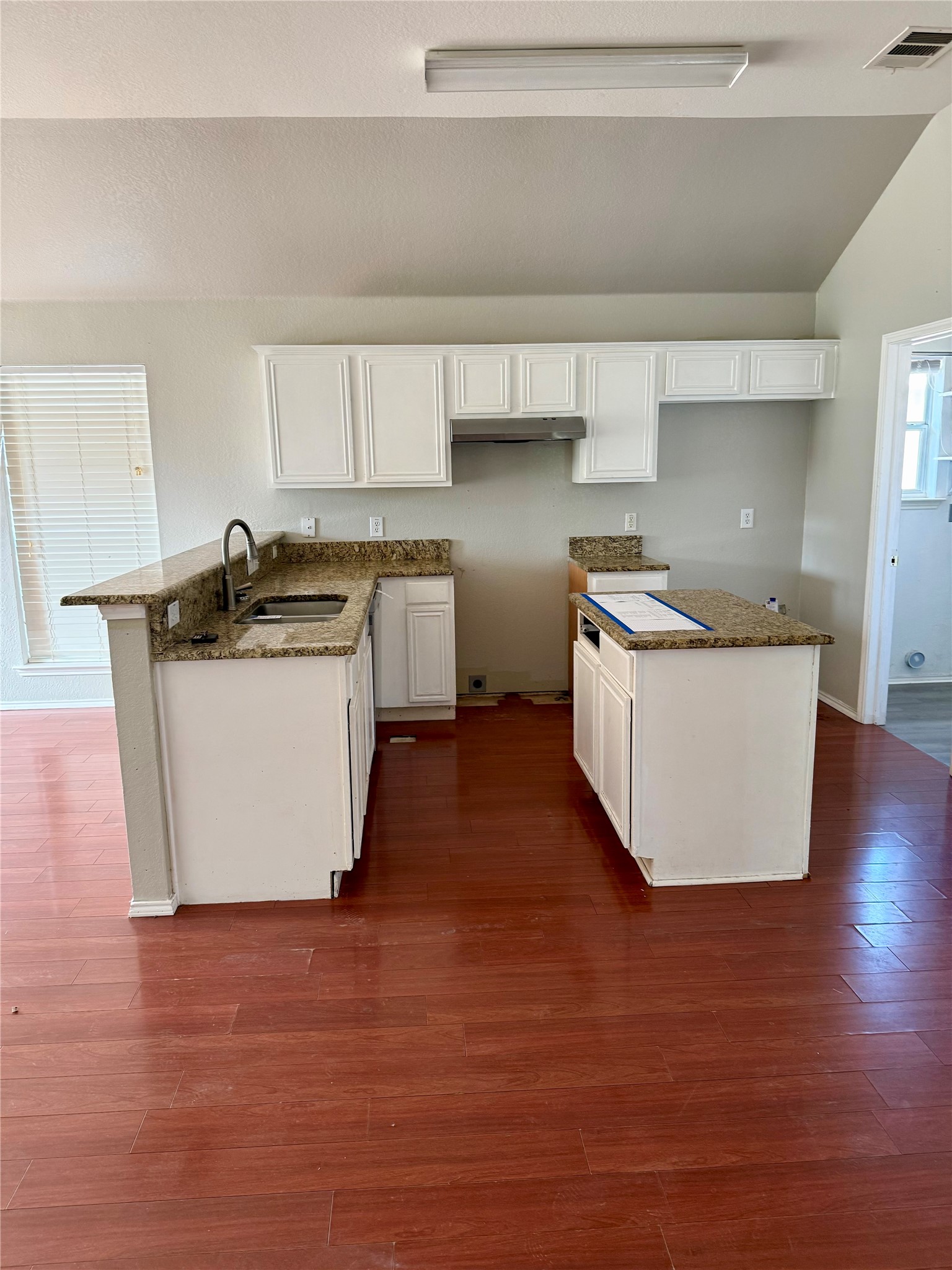 1609 Lesli Royse City TX 75189