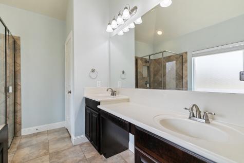 909 Auburn Court Savannah TX 76227