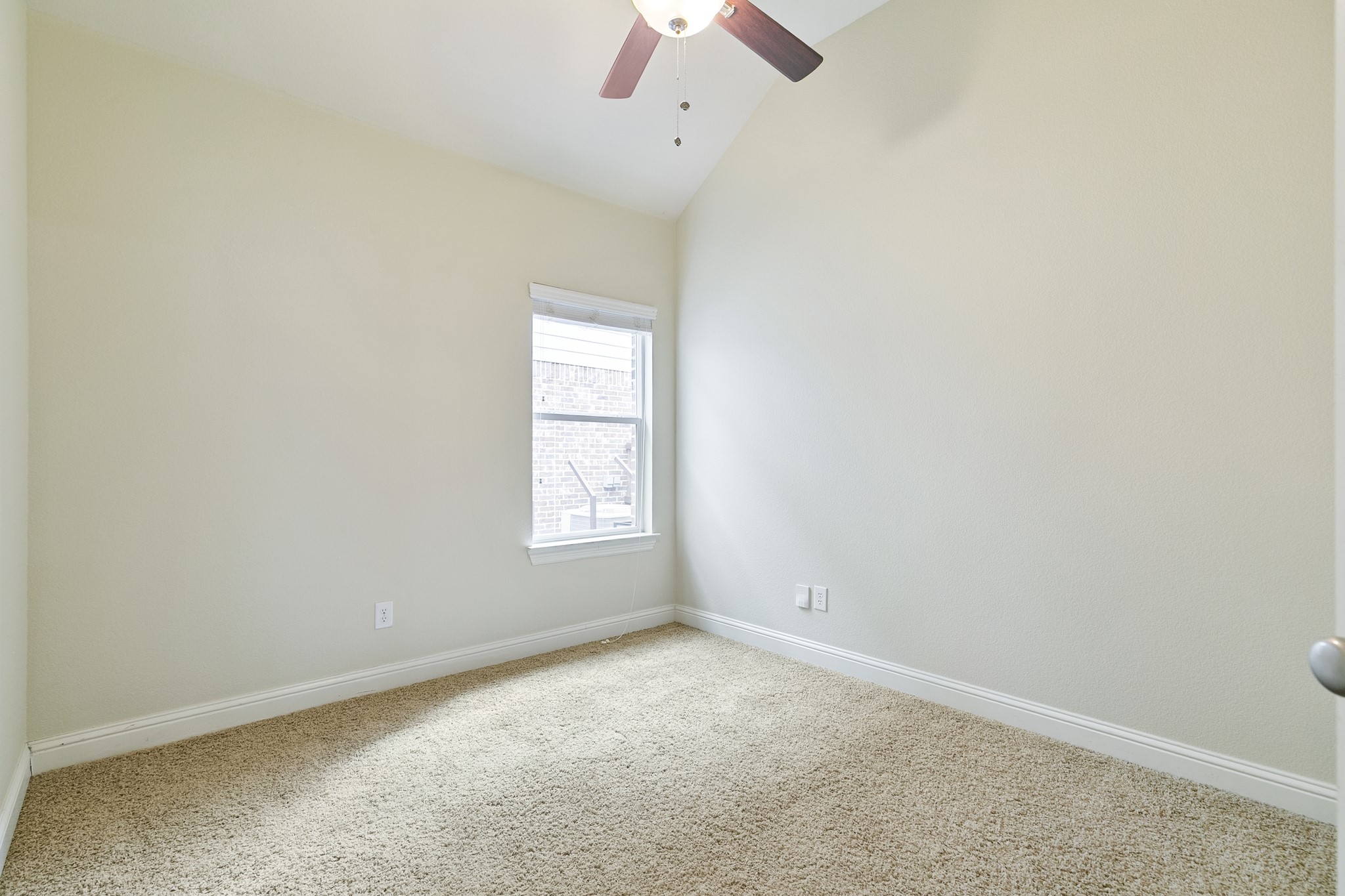 909 Auburn Court Savannah TX 76227