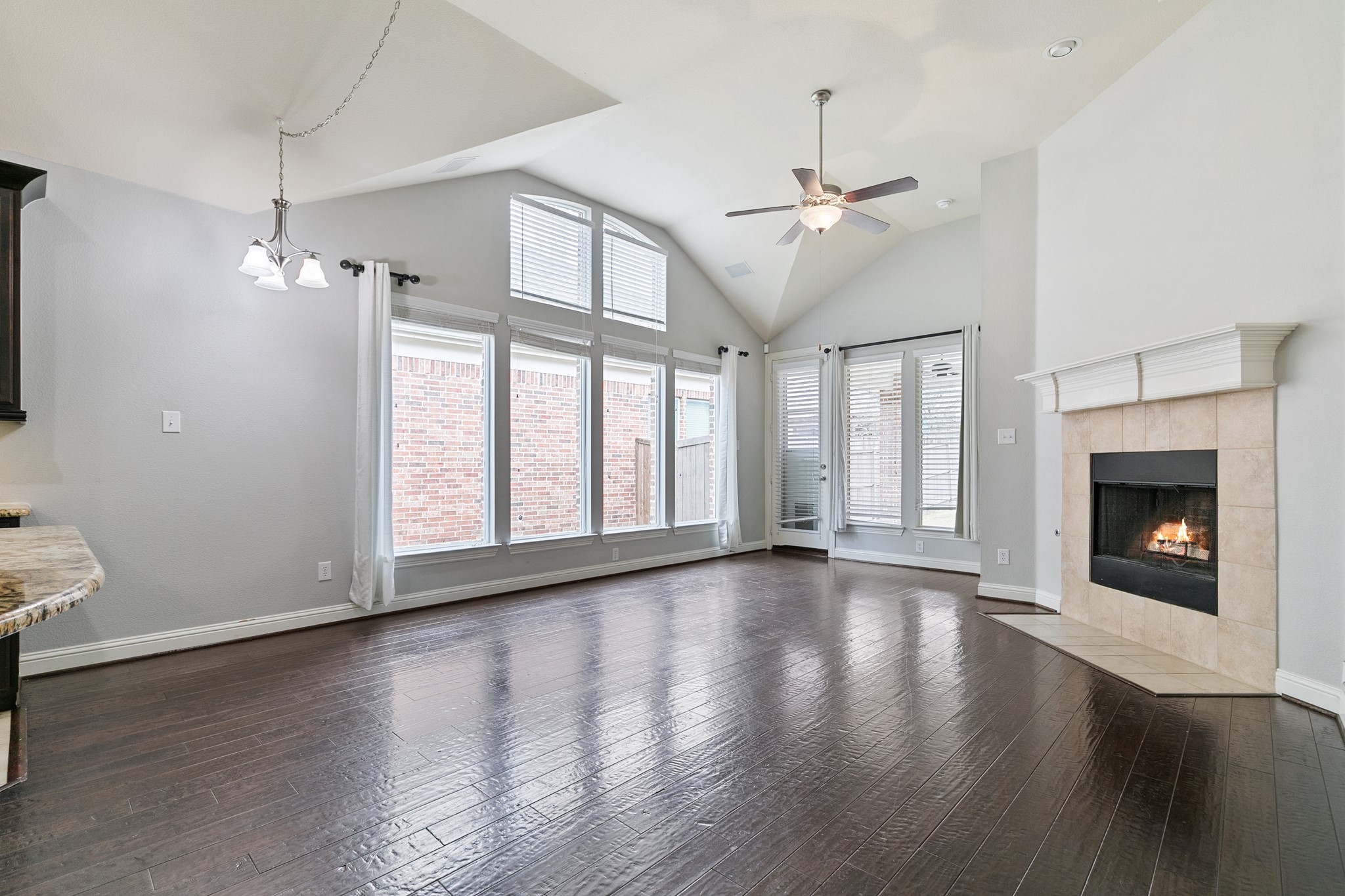 909 Auburn Court Savannah TX 76227