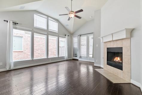 909 Auburn Court Savannah TX 76227