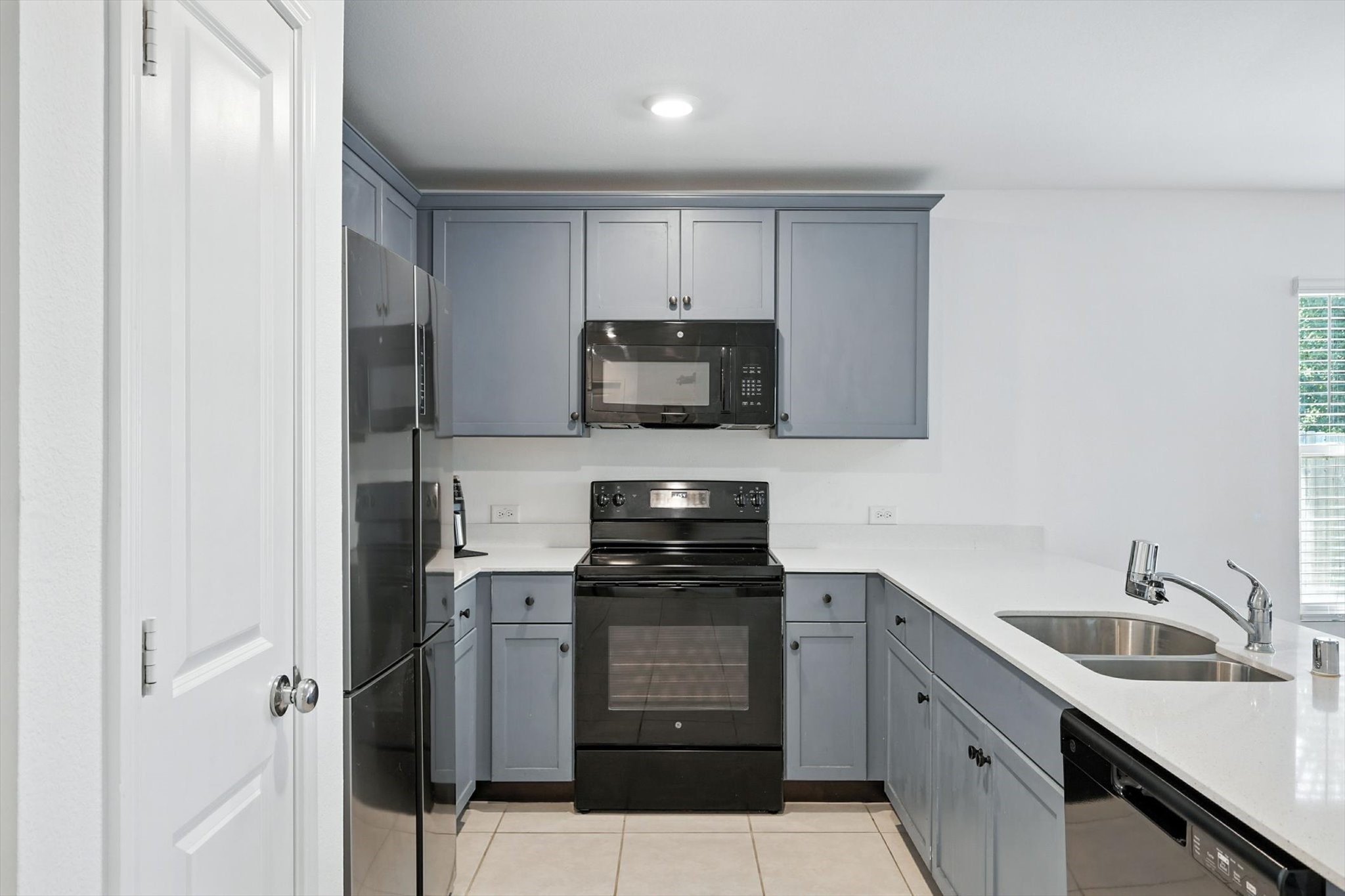 1404 Beach Drive Azle TX 76020