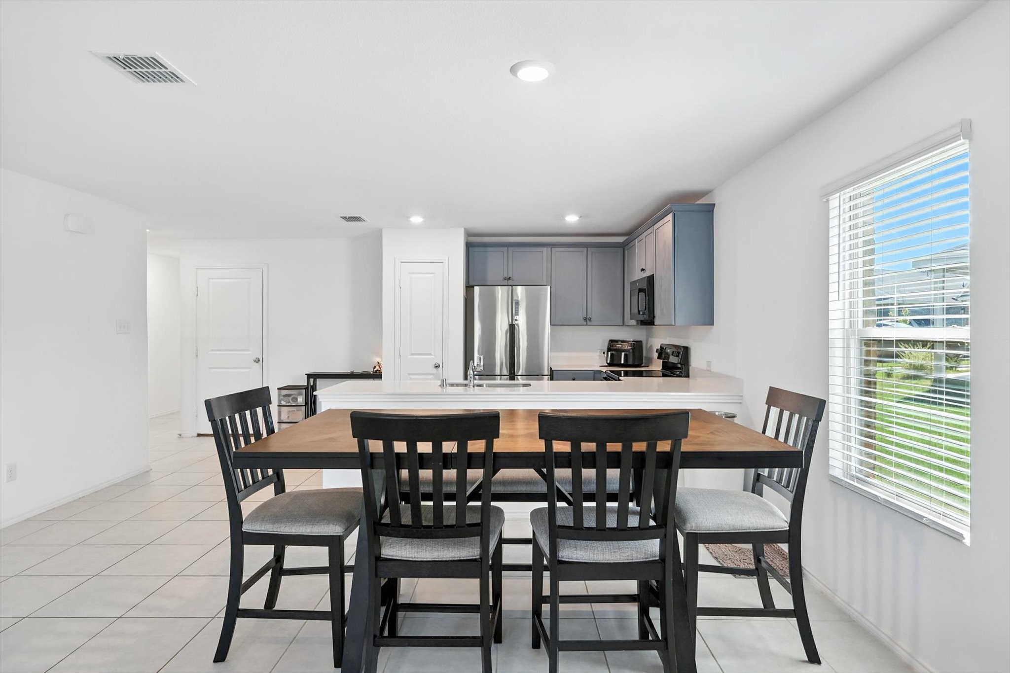 1404 Beach Drive Azle TX 76020