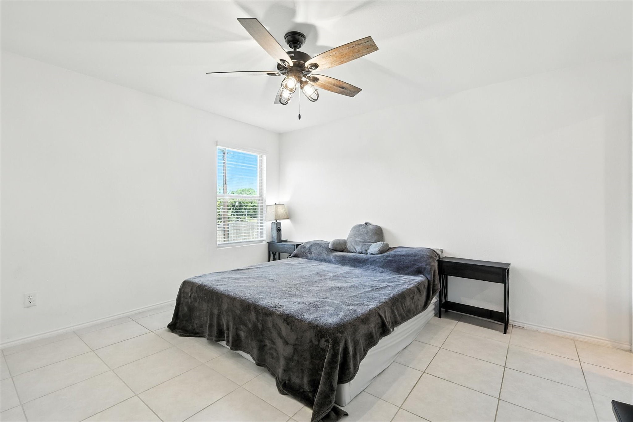 1404 Beach Drive Azle TX 76020
